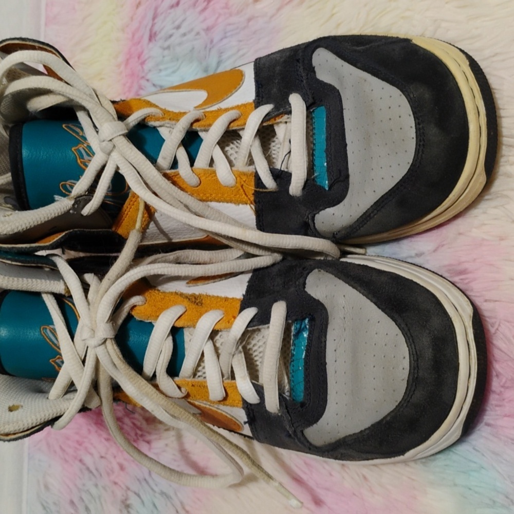 Nike Oncore Vintage Hi Top Shoes 2009 Sz.9 (X-102 CRATE) - Picture 4 of 15